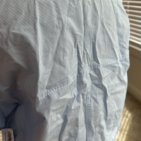 NWT. NEVERWORN. Old Navy Boyfriend button up. - Picture 8 of 8